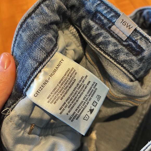 The most amazing jeans I’ve ever owned. So comfortable, high waisted, and soft. - Picture 3 of 9